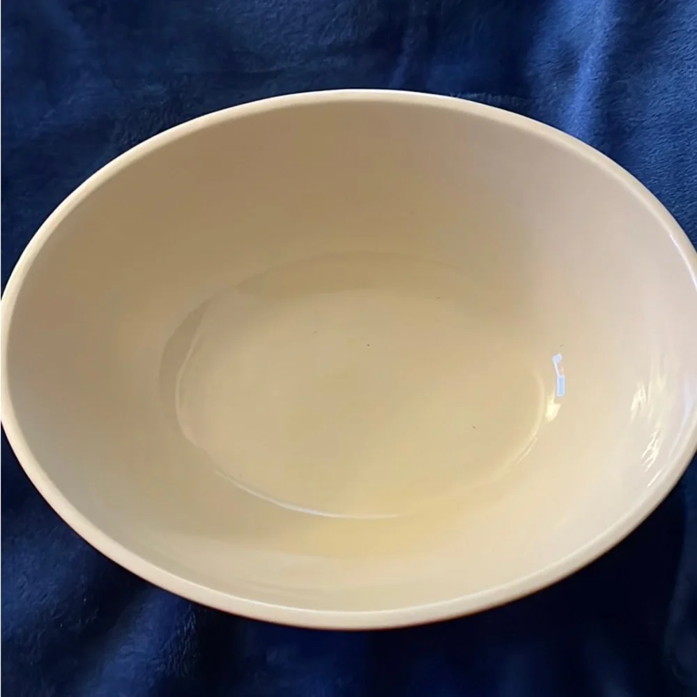 Le Creuset Orange Bowl 2.9L oval multi bowl new with tag - Picture 2 of 4
